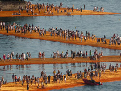 THE FLOATING PIERS 2